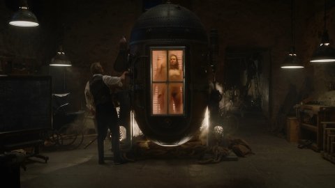 Sara Vickers - Full Frontal in Watchmen s01e04 (2019)