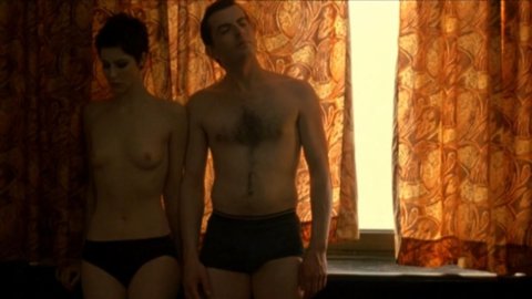 Anna Mouglalis - Full Frontal in A New Life (2002)