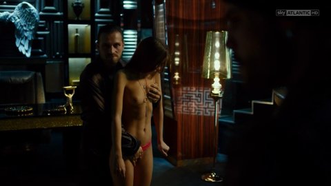 Boryana Krumova Manoilova - Full Frontal in Gomorrah s03e03 (2017)