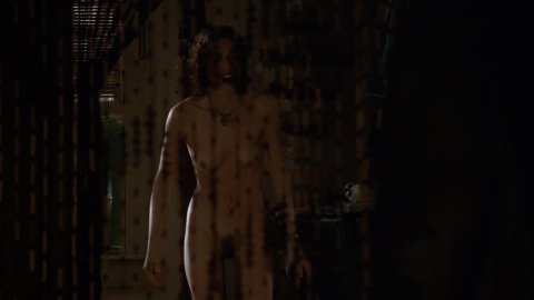 Embeth Davidtz - Full Frontal in The Gingerbread Man (1998)