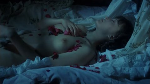 Grazyna Dlugolecka - Full Frontal in The Story of Sin (1975)