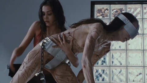 Morjana Alaoui, Emilie Miskdjian - Full Frontal in Martyrs (2008)