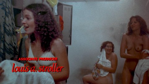 Sissy Spacek, Nancy Allen, Amy Irving, Cindy Daly - Full Frontal in Carrie (1976)